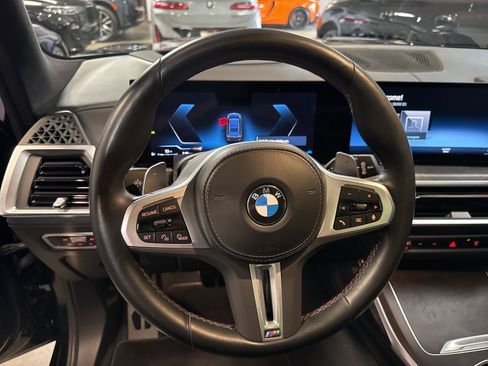 Used 2023 BMW X7 M60i w/ Executive Package image 20