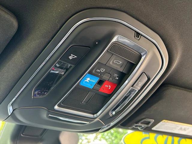 Certified 2025 Jeep Grand Cherokee Limited RWD image 28