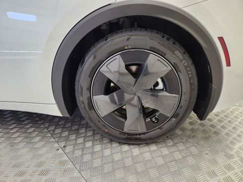 New 2026 Toyota Prius Plug-In Hybrid image 18