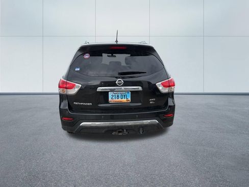 Used 2016 Nissan Pathfinder SL w/ SL Premium Package image 7