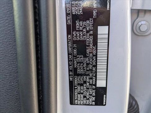 Used 2020 Volvo XC40 T5 Inscription image 26