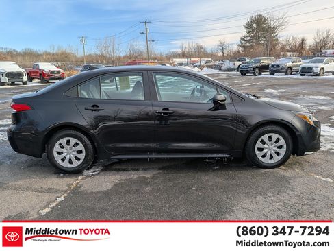 Certified 2022 Toyota Corolla L image 2