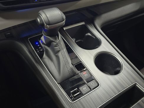 Used 2022 Toyota Sienna Platinum image 35