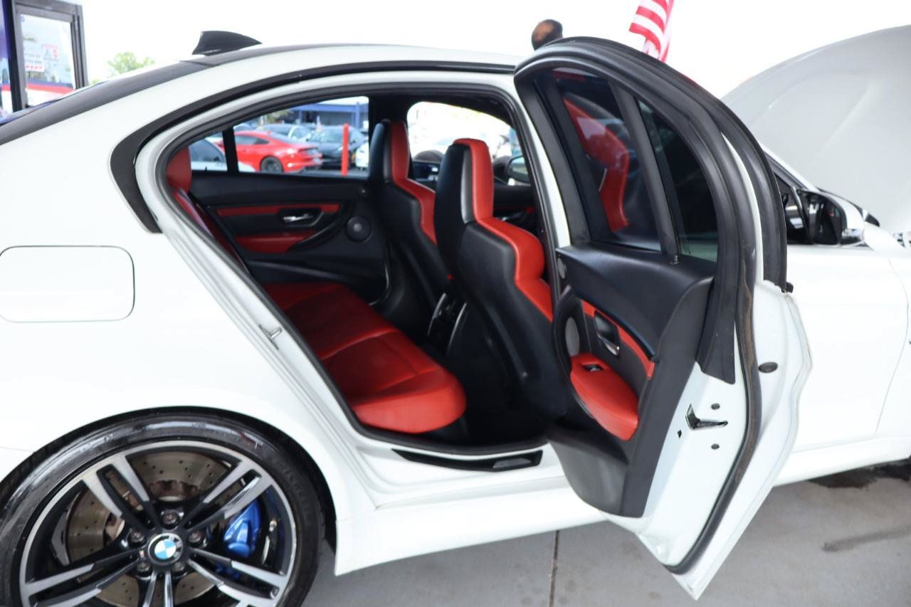 Used 2018 BMW M3 RWD image 34