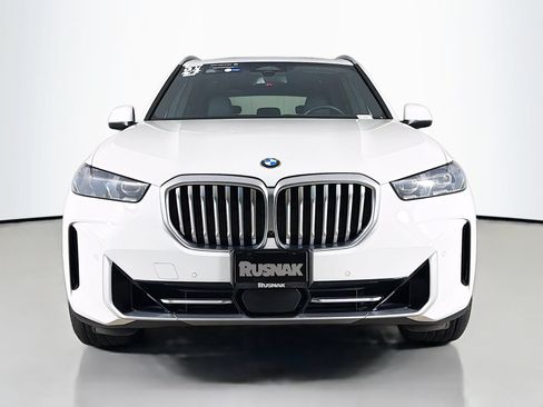Used 2024 BMW X5 xDrive40i w/ Premium Package AWD/4WD image 2