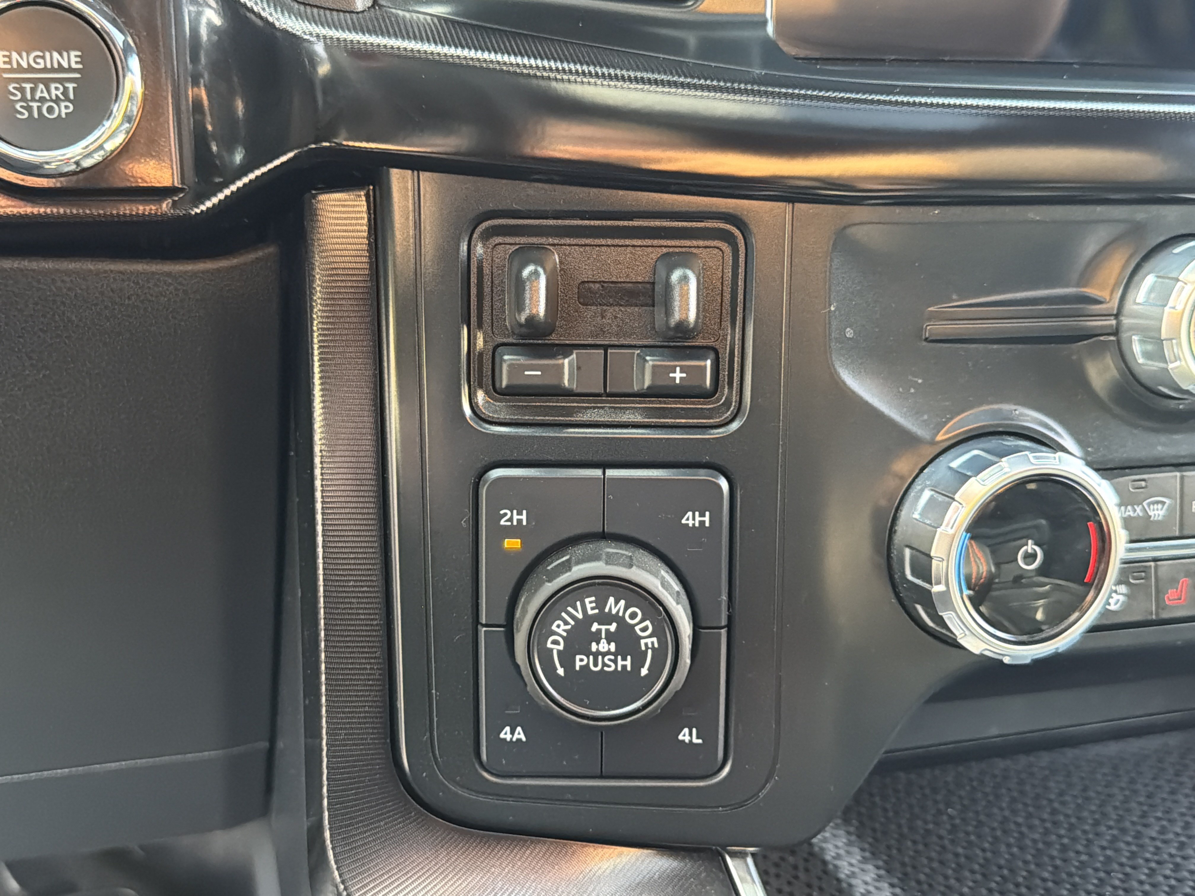 Used 2024 Ford F150 Raptor w/ Equipment Group 803A Raptor R AWD/4WD image 38