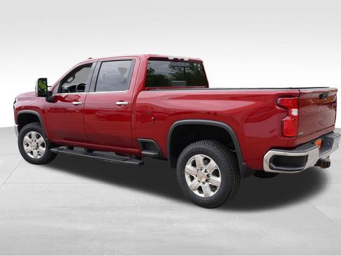 Used 2021 Chevrolet Silverado 3500 LTZ w/ LTZ Convenience Package AWD/4WD image 8