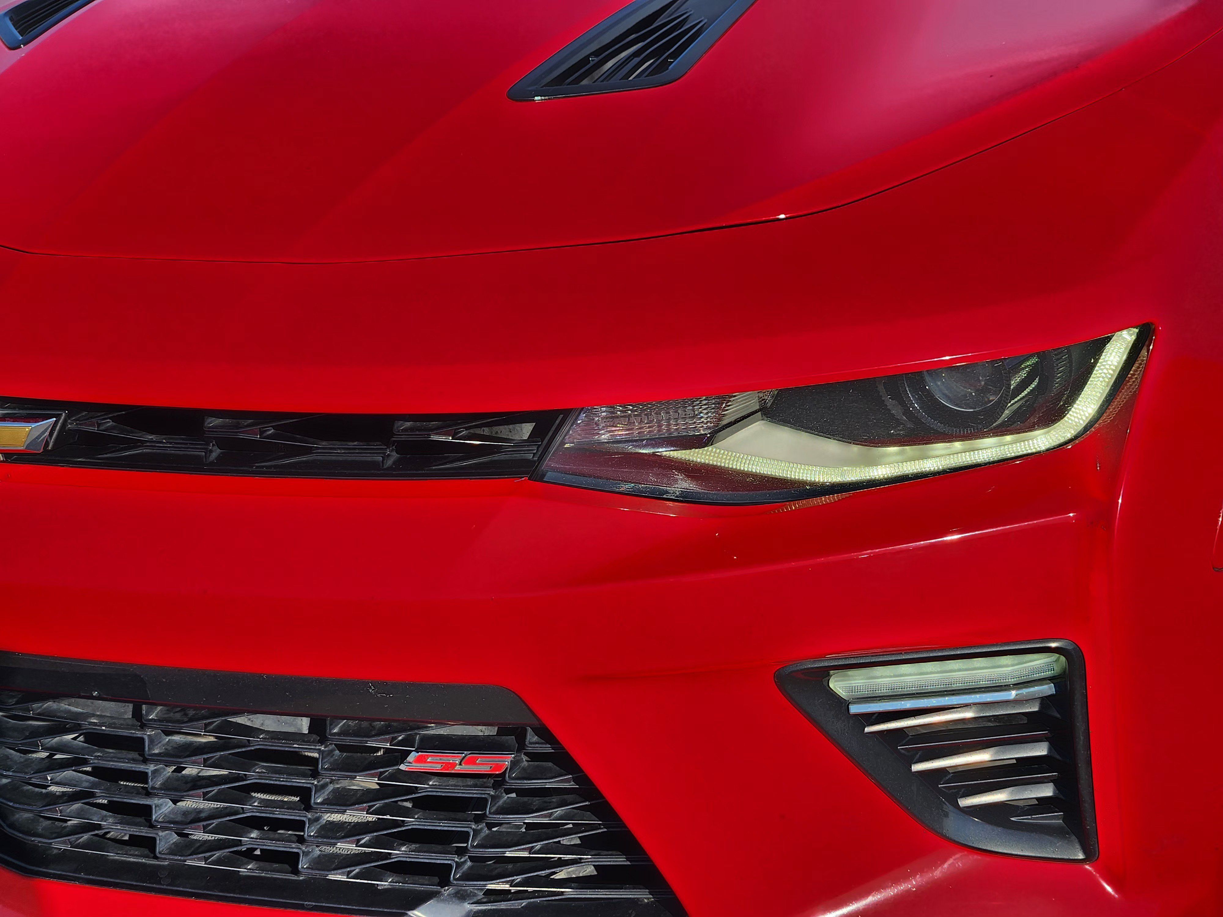 Used 2016 Chevrolet Camaro SS RWD image 8