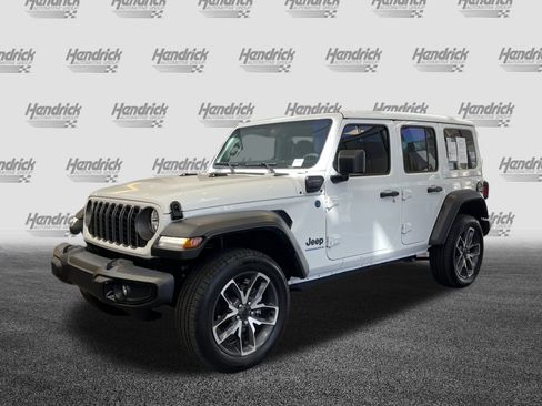 Used 2025 Jeep Wrangler Sport S image 6