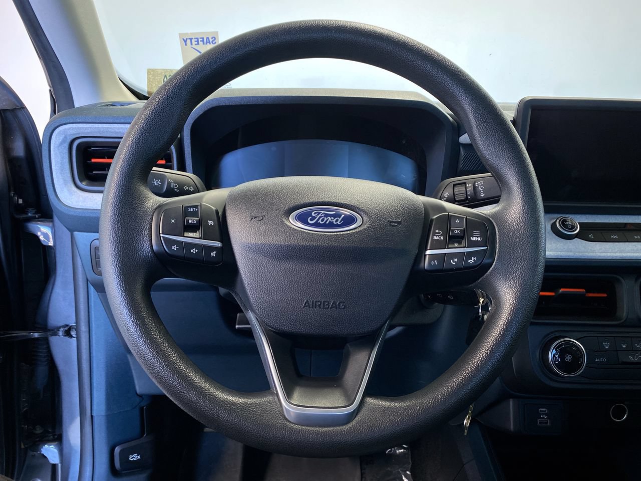 Used 2023 Ford Maverick XLT FWD image 21