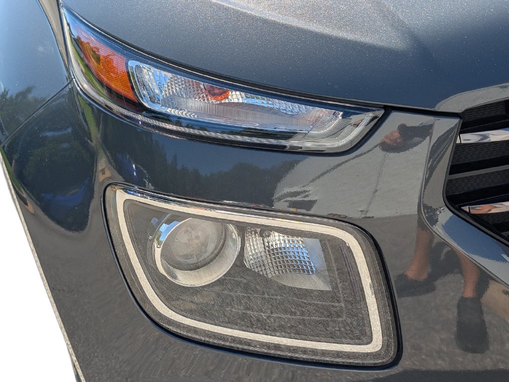Used 2025 Hyundai Venue SEL FWD image 4