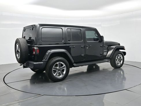 Used 2020 Jeep Wrangler Unlimited Sahara image 7