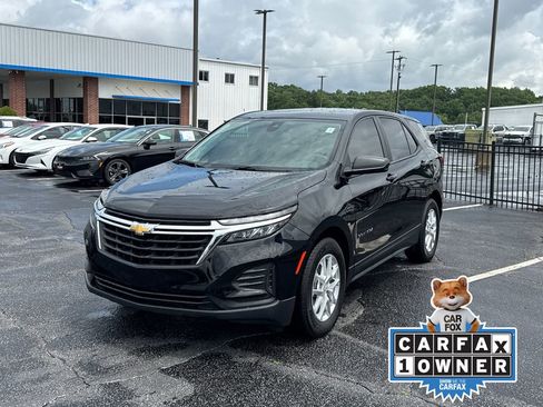 Used 2024 Chevrolet Equinox LS FWD image 2