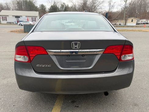 Used 2011 Honda Civic LX image 8