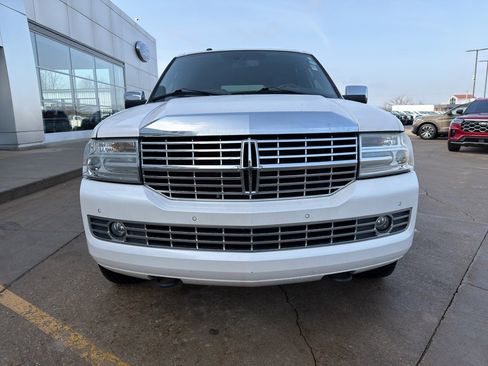 Used 2013 Lincoln Navigator L 4WD w/ HD Trailer Tow Pkg image 8