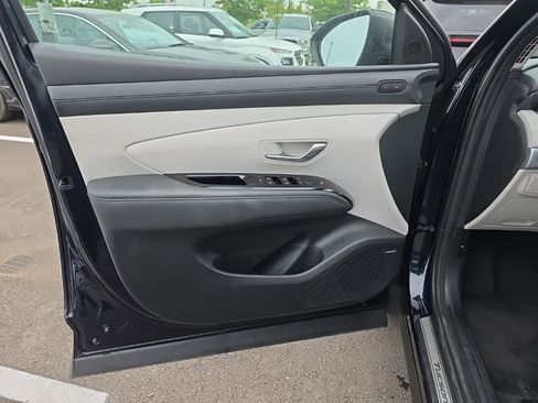 Used 2025 Hyundai Tucson Limited AWD/4WD image 9