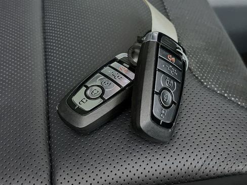 Used 2024 Ford F150 Raptor AWD/4WD image 22