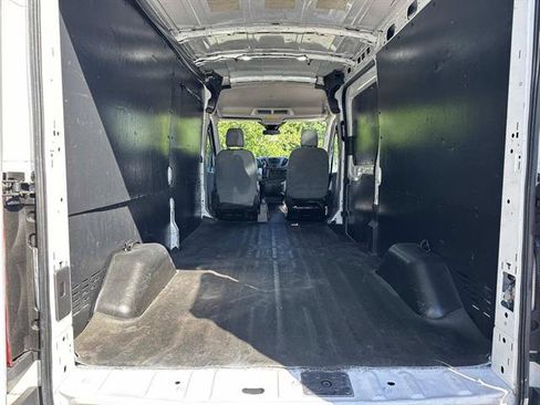 Used 2018 Ford Transit 250 148 Medium Roof RWD image 12