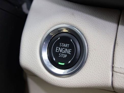 Used 2022 Buick Envision Avenir w/ Safety Package image 28