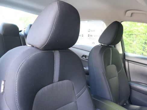 Used 2024 Nissan Sentra SV FWD image 37