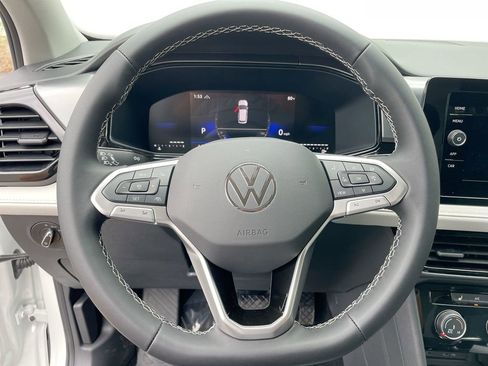 New 2025 Volkswagen Taos S image 39