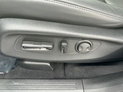 Certified 2023 Honda CR-V EX-L image 28