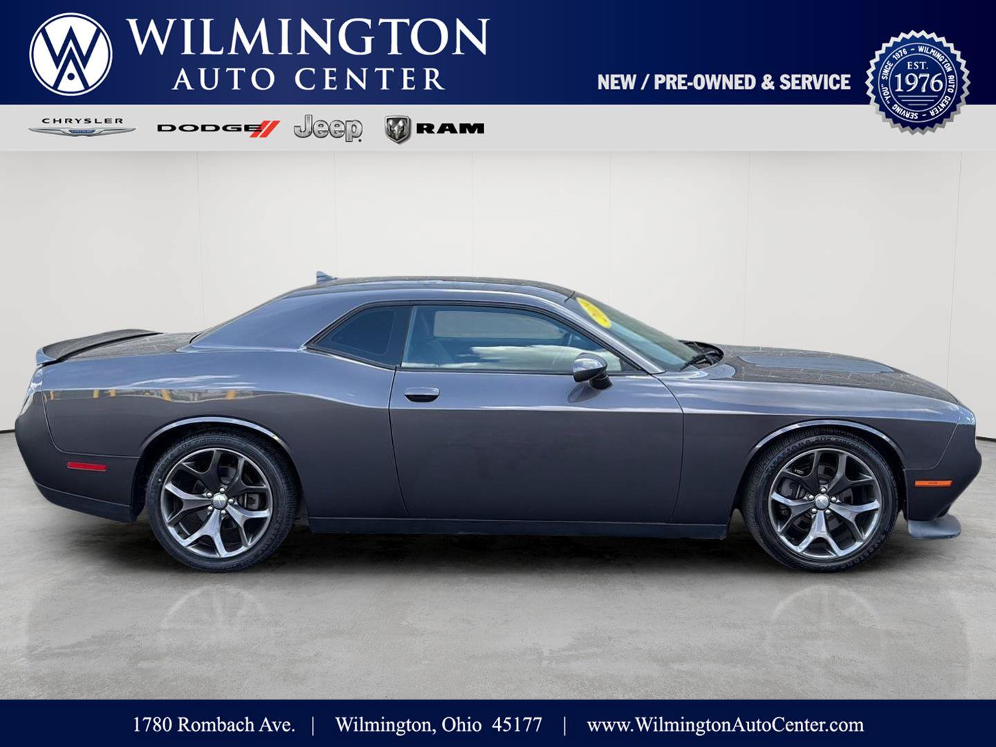 Used 2019 Dodge Challenger R/T w/ Cold Weather Group RWD image 1