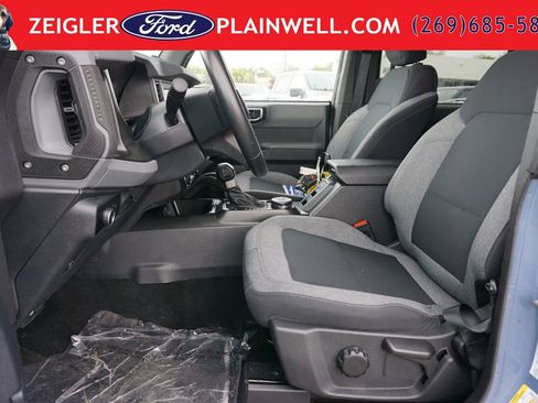 Used 2023 Ford Bronco Big Bend AWD/4WD image 16