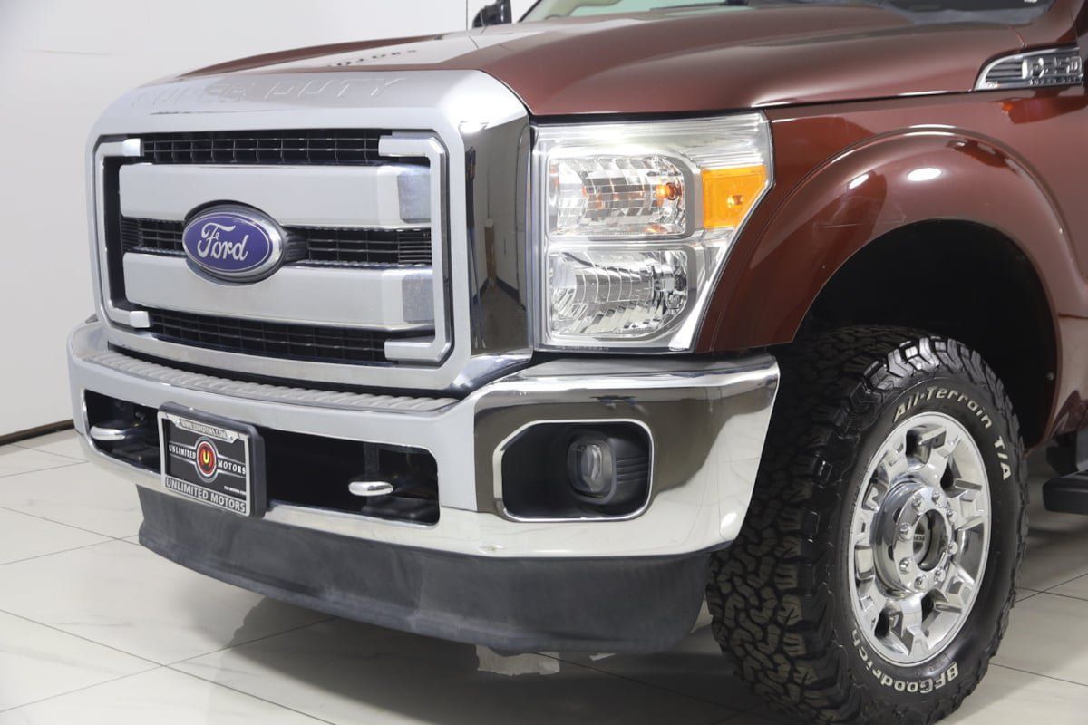 Used 2015 Ford F250 XLT w/ XLT Premium Package AWD/4WD image 39