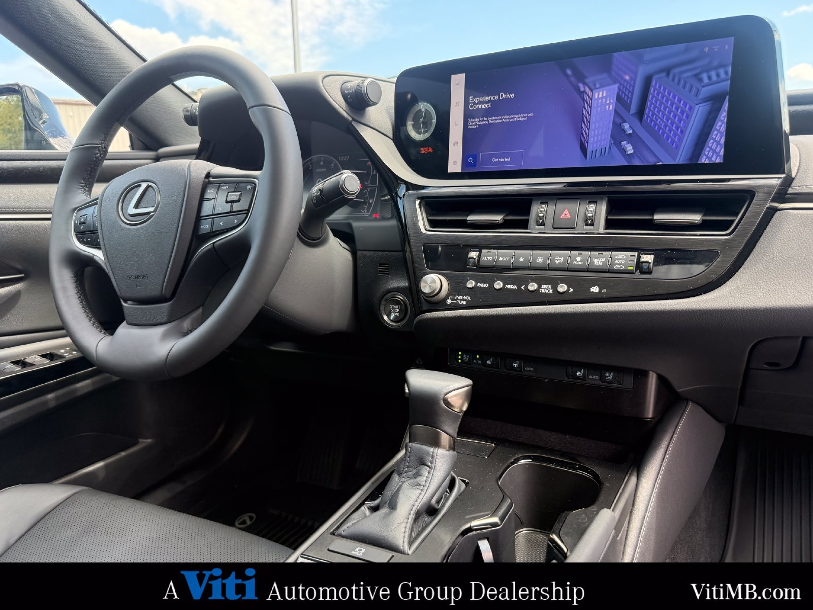Used 2023 Lexus ES 350 w/ Premium Package FWD image 31