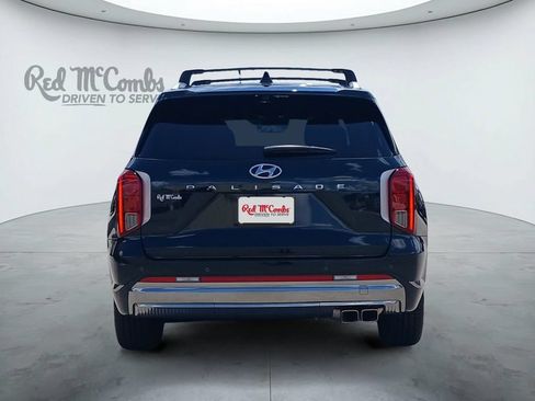 Used 2025 Hyundai Palisade Calligraphy FWD image 4