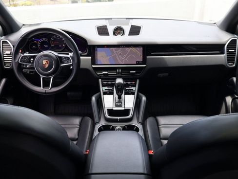 Certified 2021 Porsche Cayenne AWD/4WD image 21