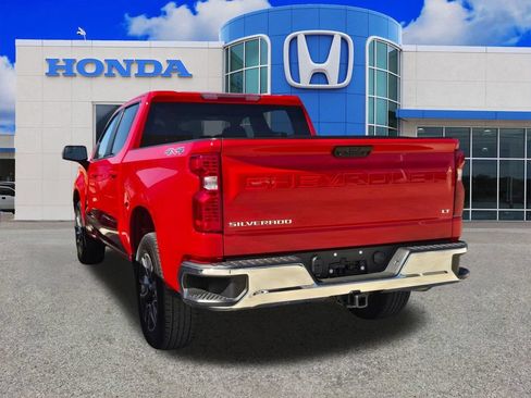 Used 2023 Chevrolet Silverado 1500 LT AWD/4WD image 4