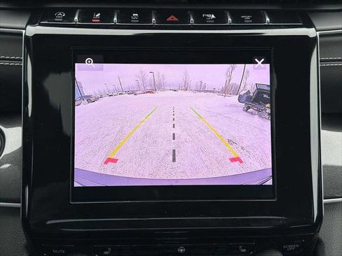 Used 2023 Jeep Grand Cherokee Altitude image 30