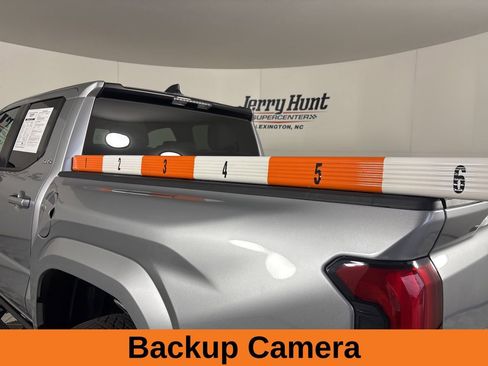 Used 2025 Toyota Tacoma SR5 image 8