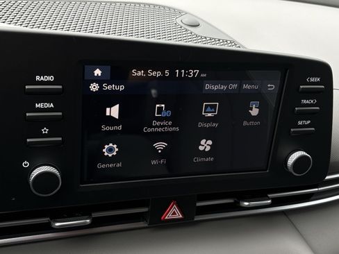 New 2026 Hyundai Elantra SE FWD image 20