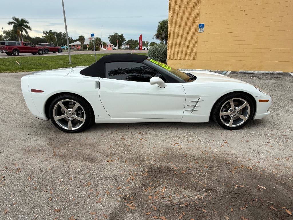 Used 2009 Chevrolet Corvette Convertible w/ Preferred Equipment Group RWD image 7