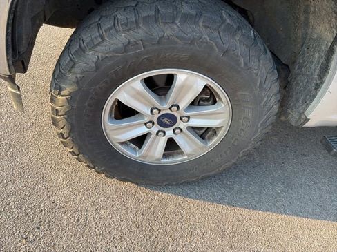 Used 2018 Ford F150 XLT image 11