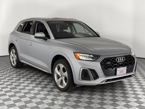 Certified 2023 Audi Q5 2.0T Premium Plus w/ Premium Plus Package AWD/4WD image 4