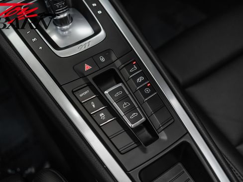 Used 2018 Porsche 911 Carrera image 48