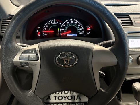 Used 2009 Toyota Camry LE image 13