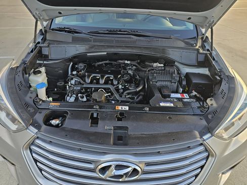 Used 2017 Hyundai Santa Fe Limited FWD image 27