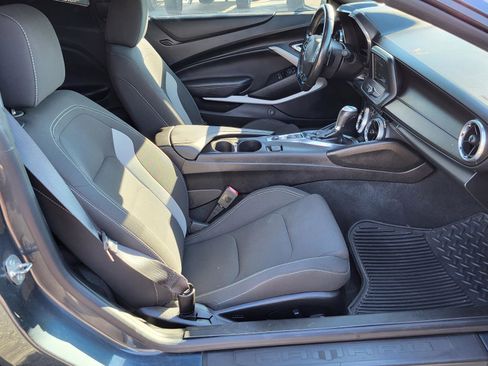 Used 2019 Chevrolet Camaro LT image 10