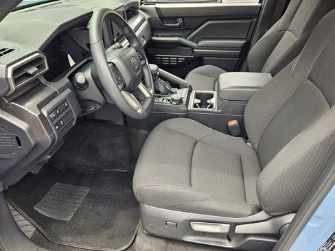 Certified 2025 Toyota 4Runner SR5 AWD/4WD image 13