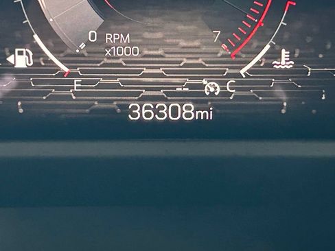 Used 2024 GMC Acadia Elevation FWD image 34