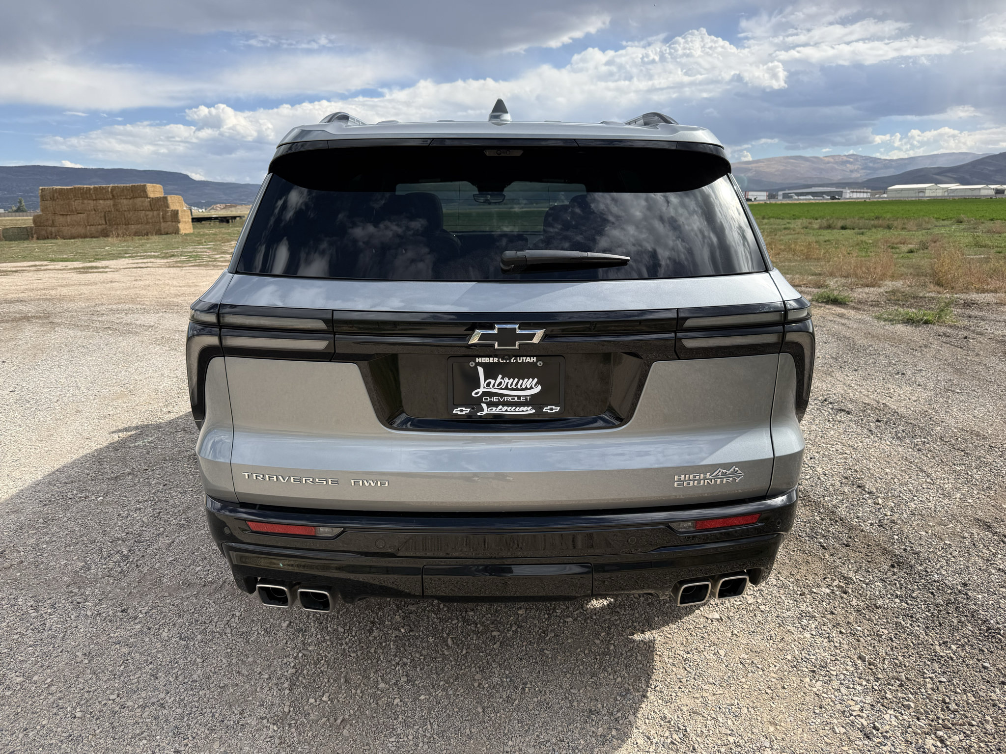 Used 2025 Chevrolet Traverse High Country AWD/4WD image 6