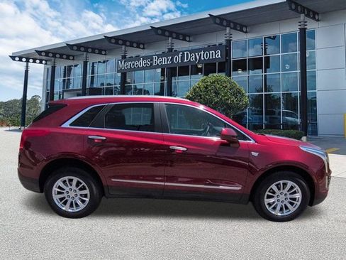 Used 2018 Cadillac XT5 FWD image 3