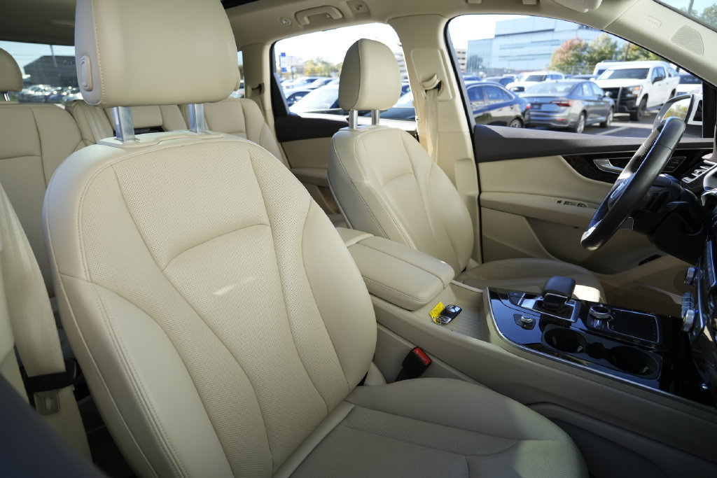Used 2019 Audi Q7 3.0T Prestige w/ Prestige Package AWD/4WD image 35
