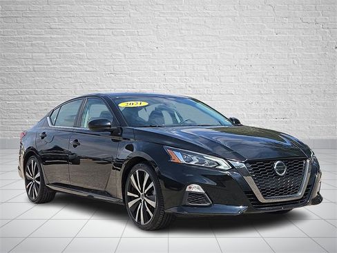 Used 2021 Nissan Altima 2.5 SR image 6