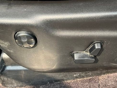 Used 2016 Jeep Grand Cherokee Limited AWD/4WD image 21